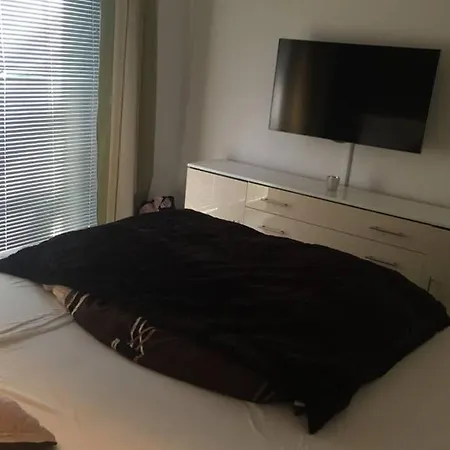 Flat Sud, 15 Min Near Exibition Dusseldorf And Airport Dus Apartmán Duisburg